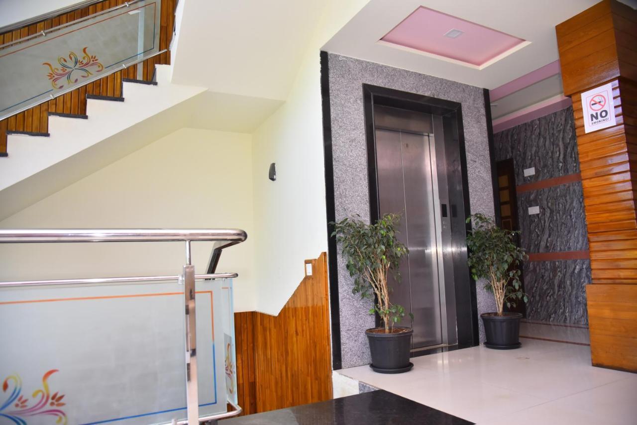 Joldal Residency Hotel Chikmagalūr Buitenkant foto