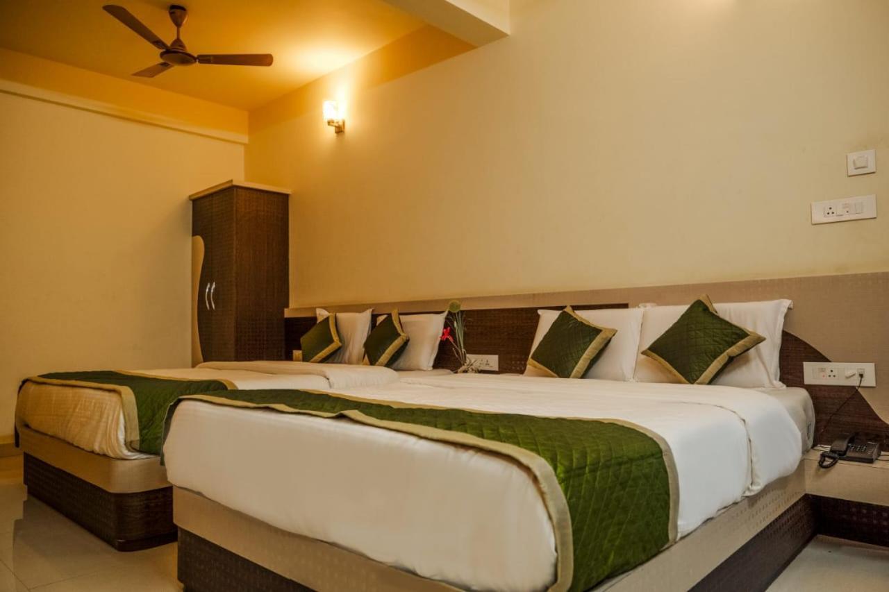 Joldal Residency Hotel Chikmagalūr Buitenkant foto