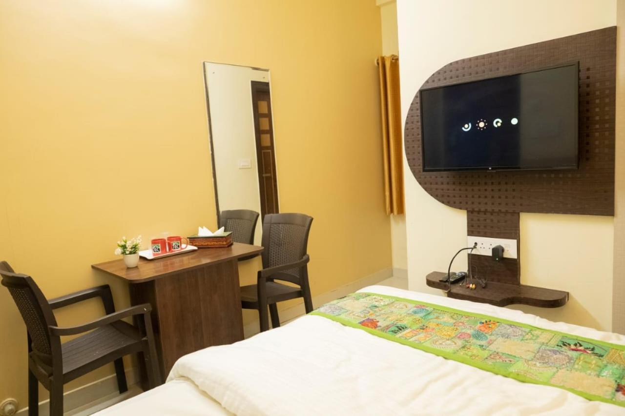 Joldal Residency Hotel Chikmagalūr Buitenkant foto